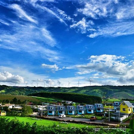 Hotel Kondee Cino Cafe & Glamping Khao Kho Exterior foto