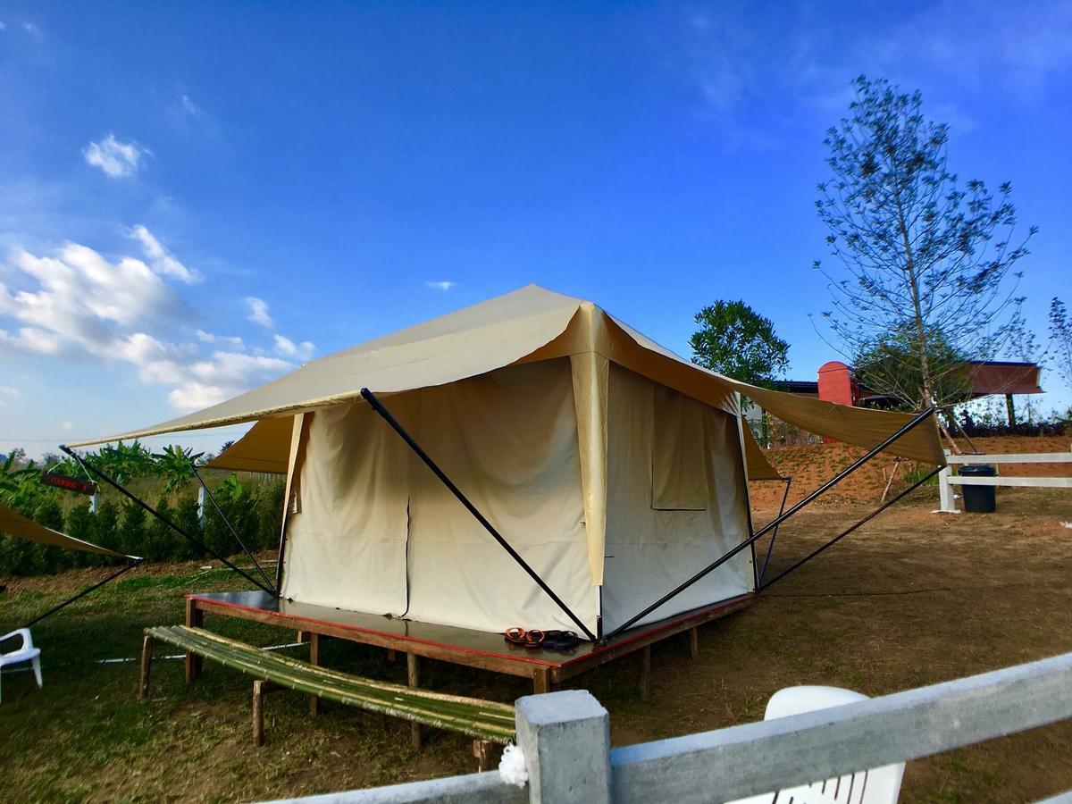 Hotel Kondee Cino Cafe & Glamping Khao Kho Exterior foto