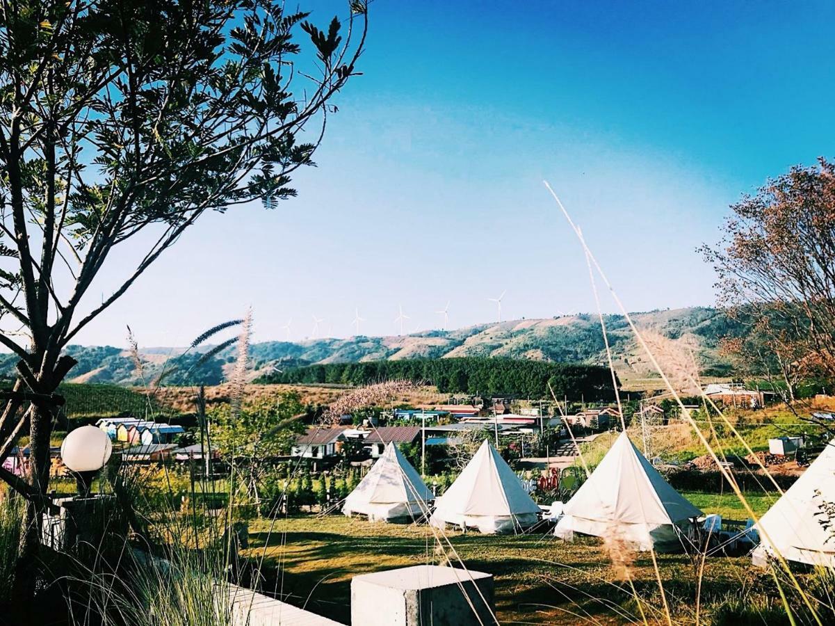 Hotel Kondee Cino Cafe & Glamping Khao Kho Exterior foto