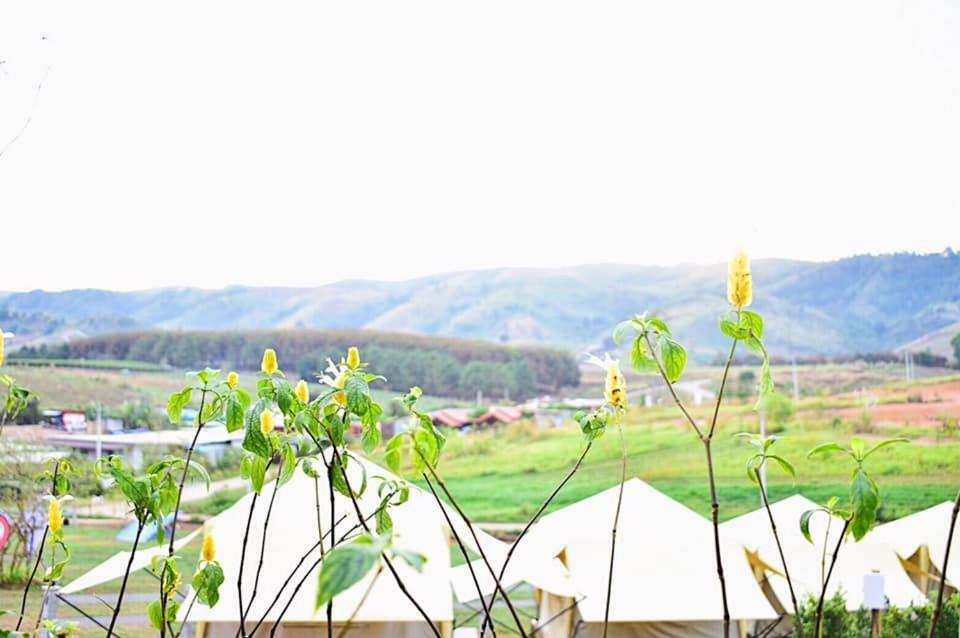 Hotel Kondee Cino Cafe & Glamping Khao Kho Exterior foto