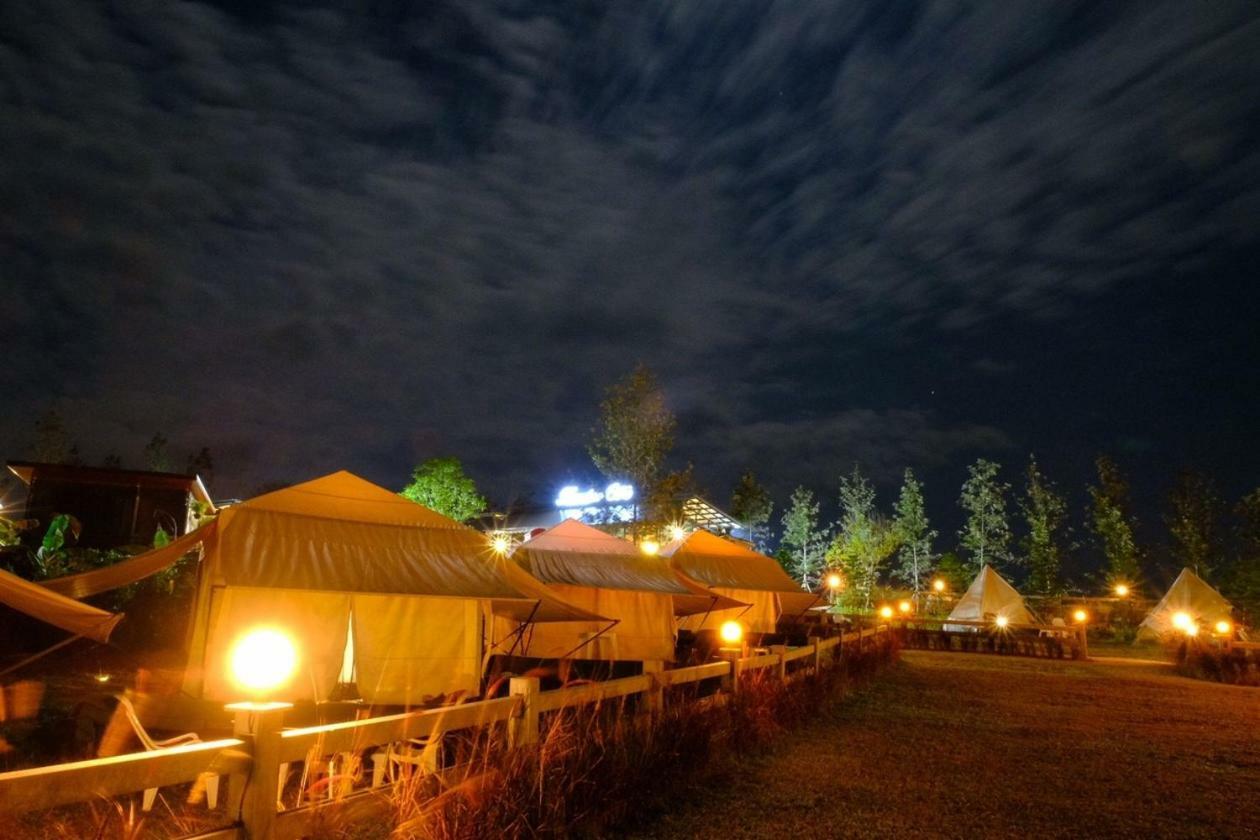 Hotel Kondee Cino Cafe & Glamping Khao Kho Exterior foto