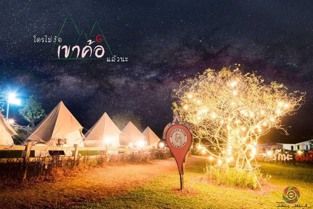 Hotel Kondee Cino Cafe & Glamping Khao Kho Exterior foto