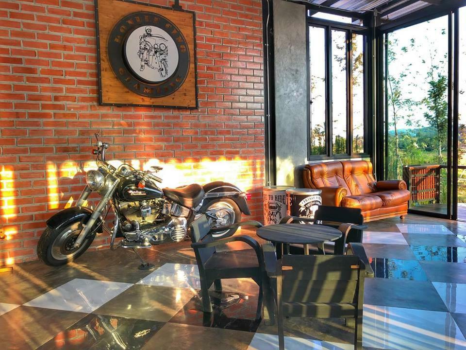 Hotel Kondee Cino Cafe & Glamping Khao Kho Exterior foto