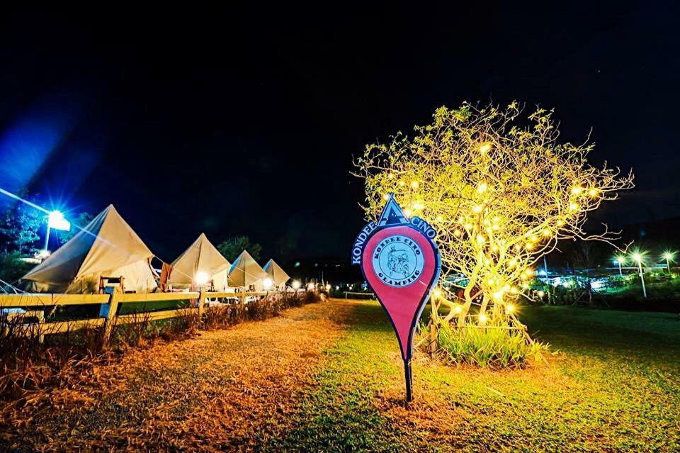 Hotel Kondee Cino Cafe & Glamping Khao Kho Exterior foto