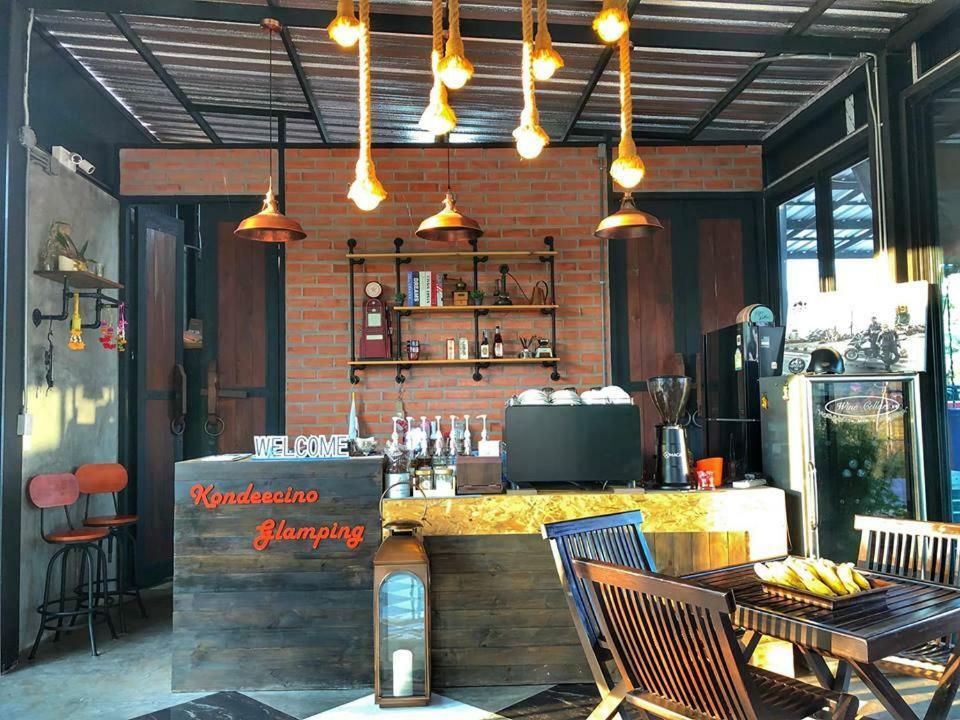Hotel Kondee Cino Cafe & Glamping Khao Kho Exterior foto
